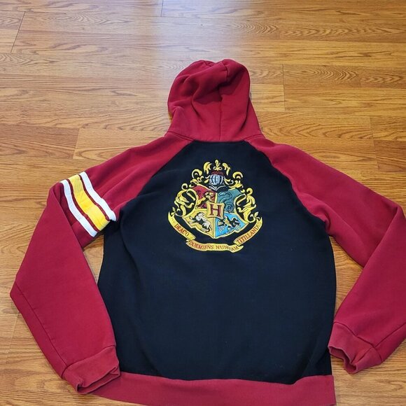 Harry Potter Men’s Hoodie Hogwarts Embroidered Full Zip Medium Universal Studios - Picture 9 of 12